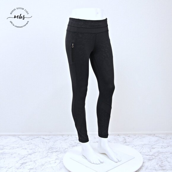 Lululemon Camo Mid Rise Zipper Pockets Cropped Leggings Black Women 6 - Picture 2 of 12